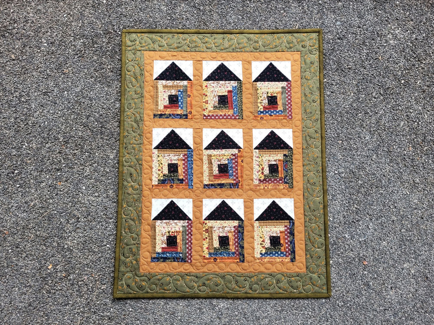 Soddy House Mini Quilt, green