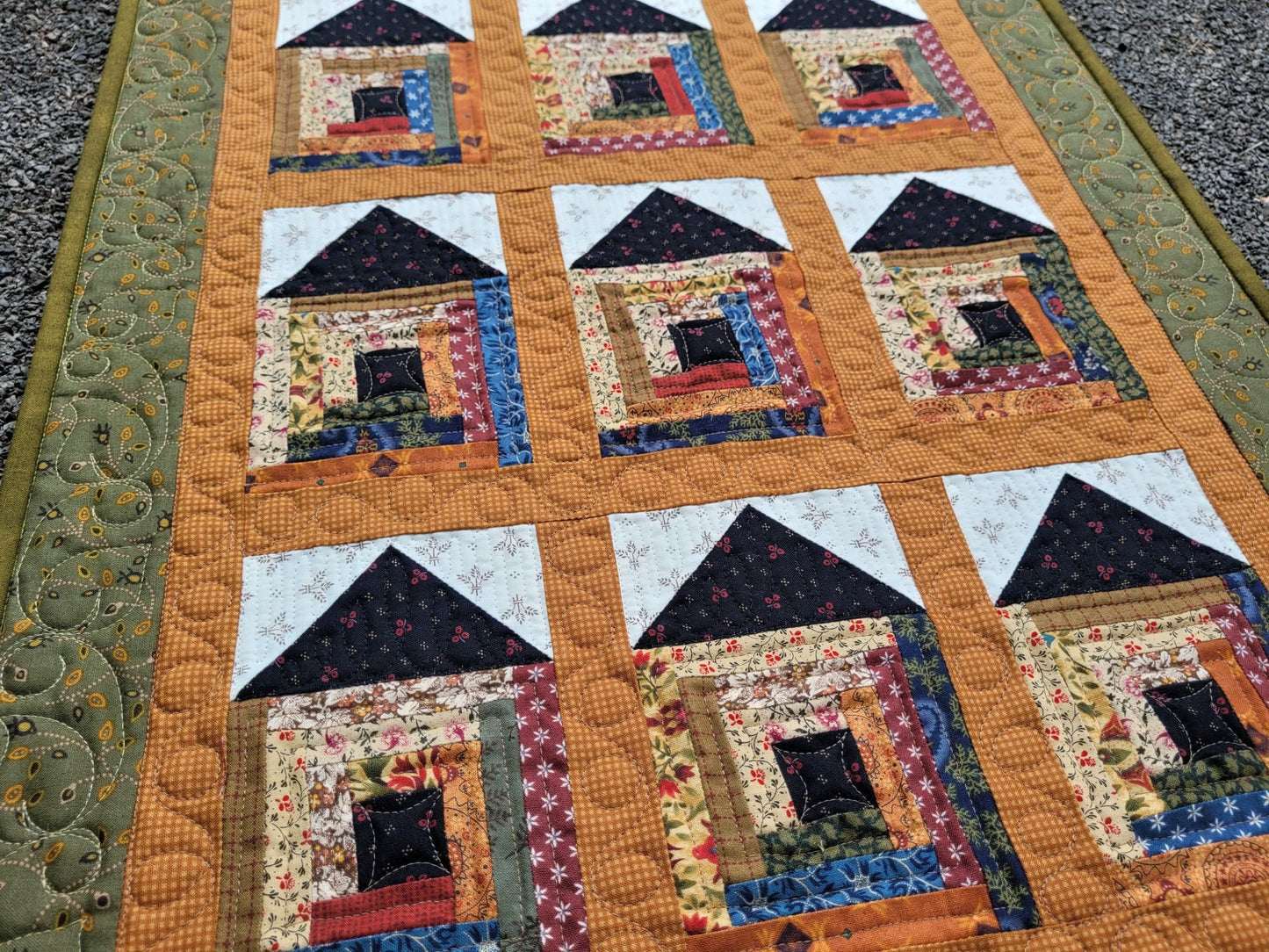 Soddy House Mini Quilt, green