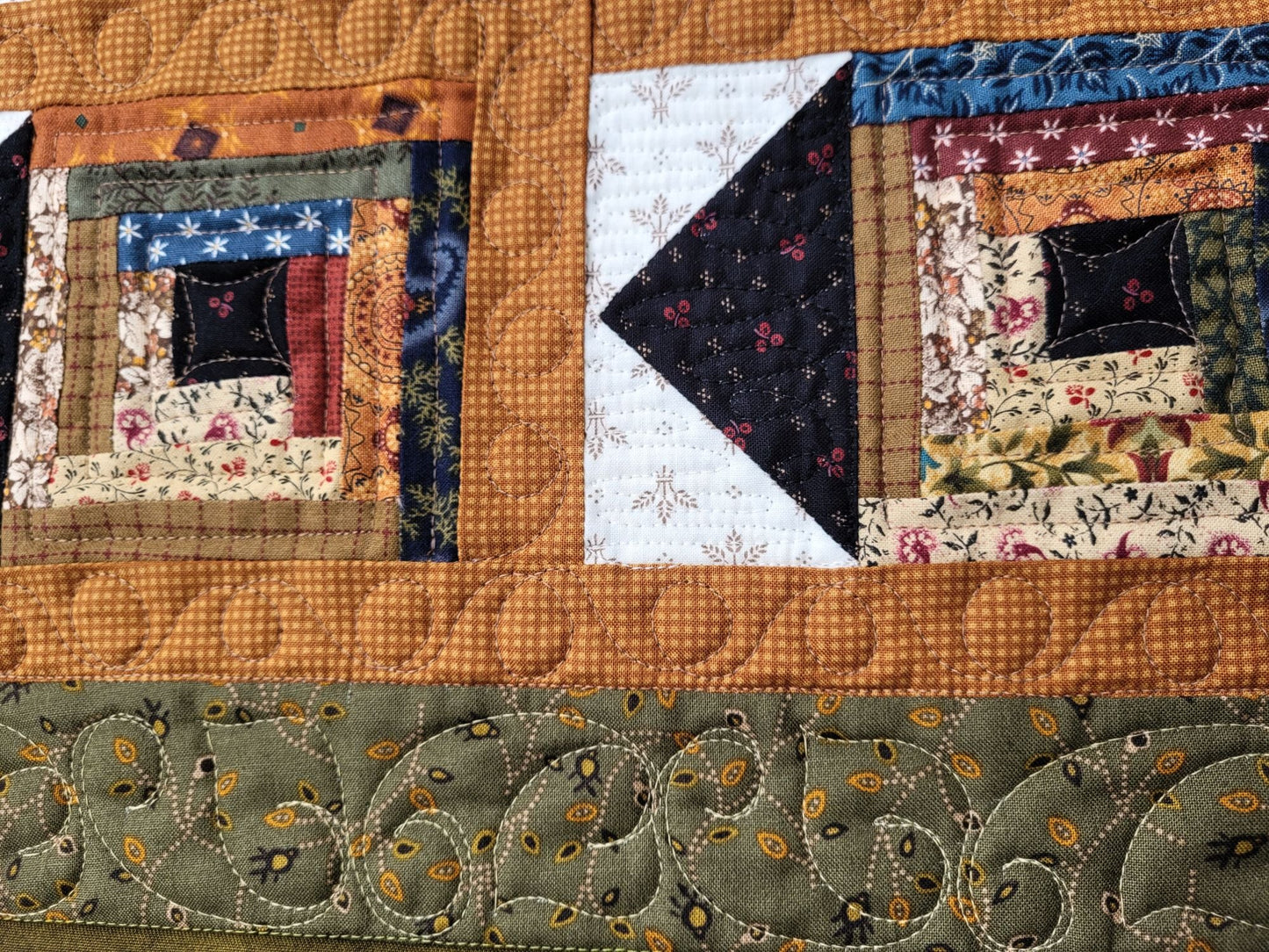 Soddy House Mini Quilt, green