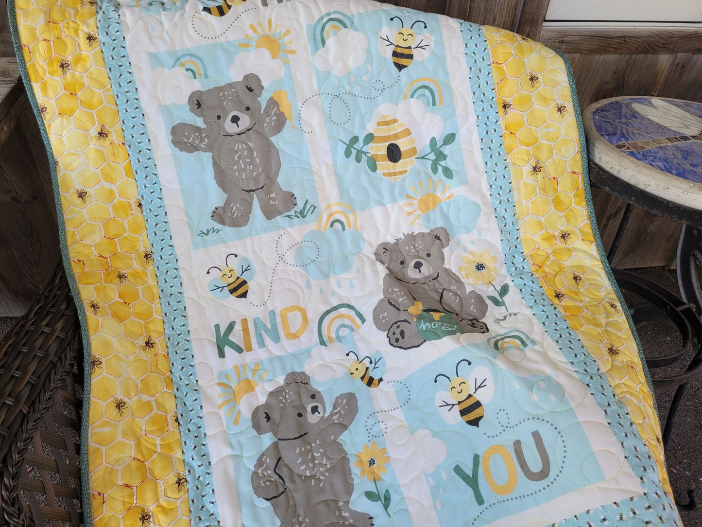 Happy Bears n Bees Baby Quilt