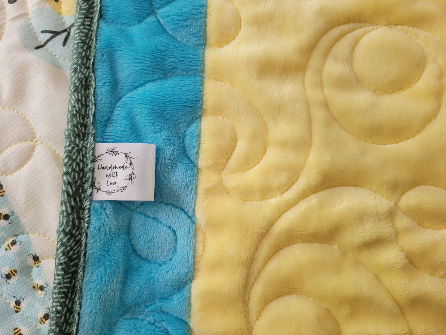 Happy Bears n Bees Baby Quilt