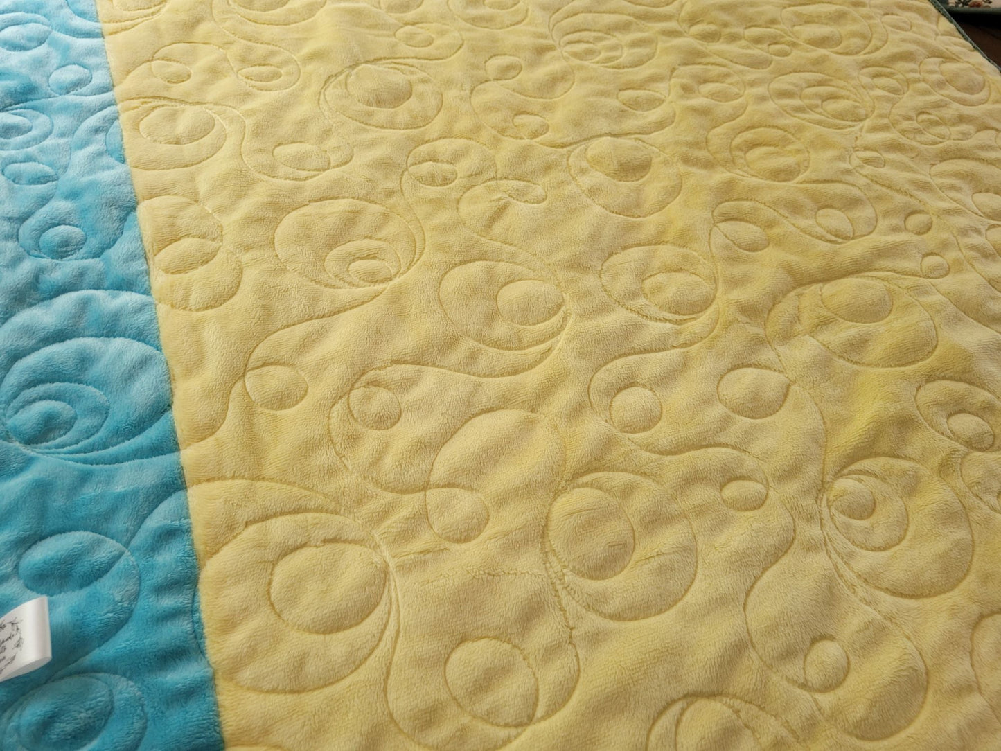 Happy Bears n Bees Baby Quilt