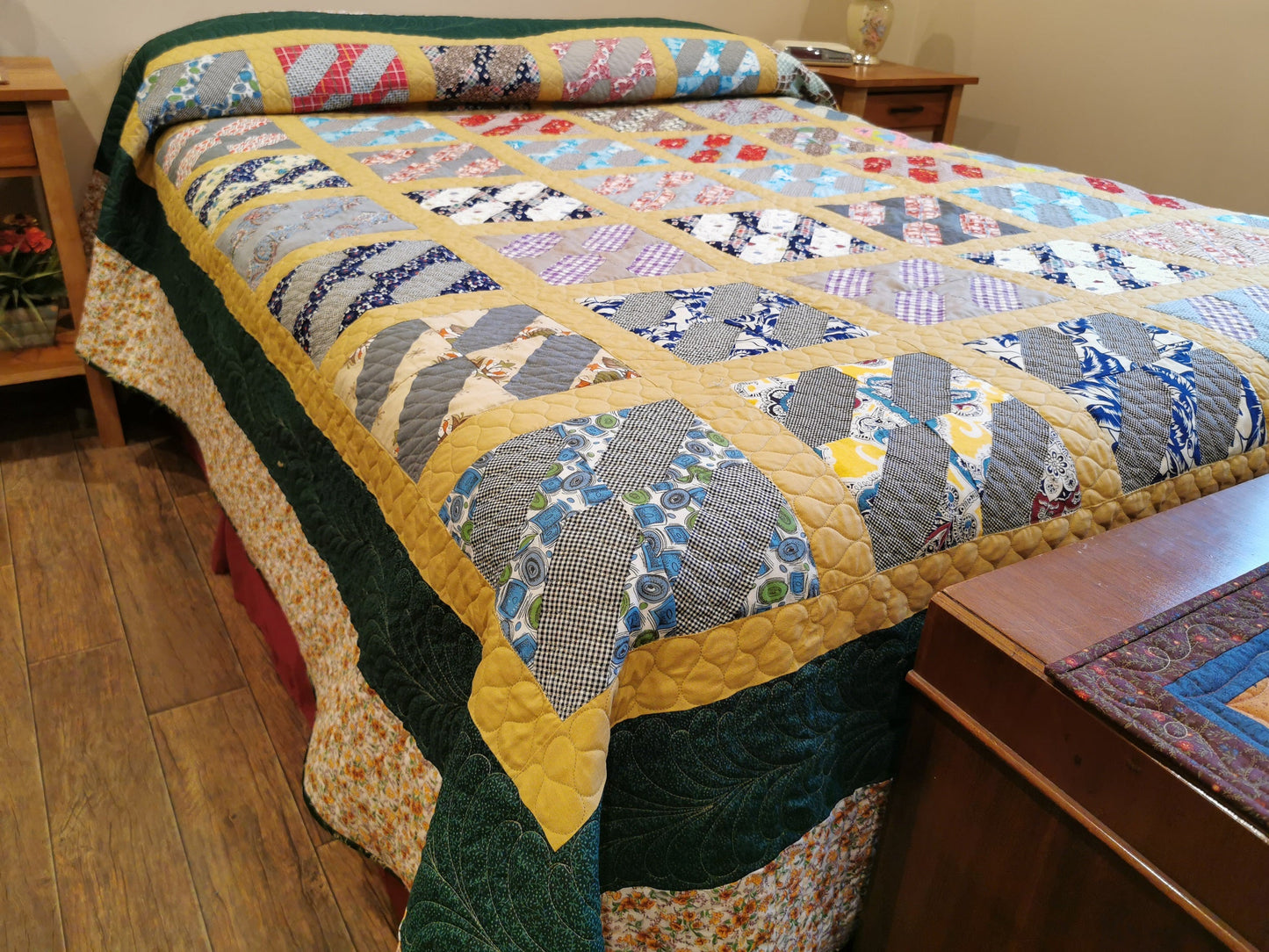 Vintage Bed Quilt, Large Queen Size