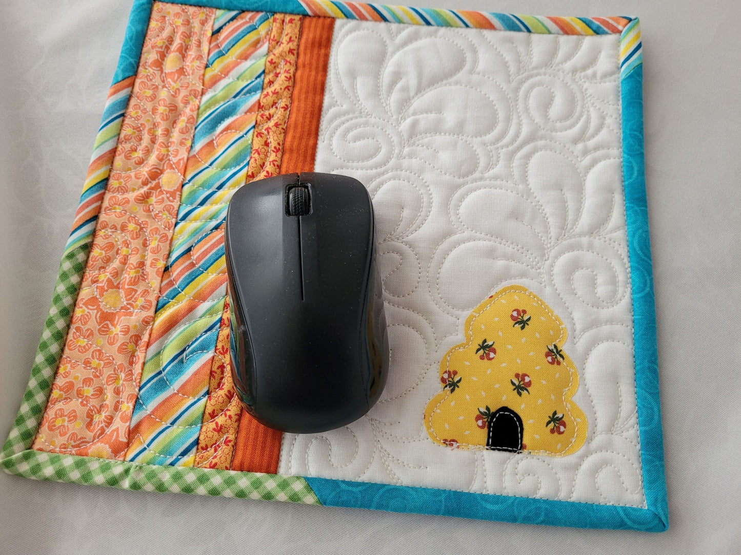 Quilted Coaster | Bee Skep