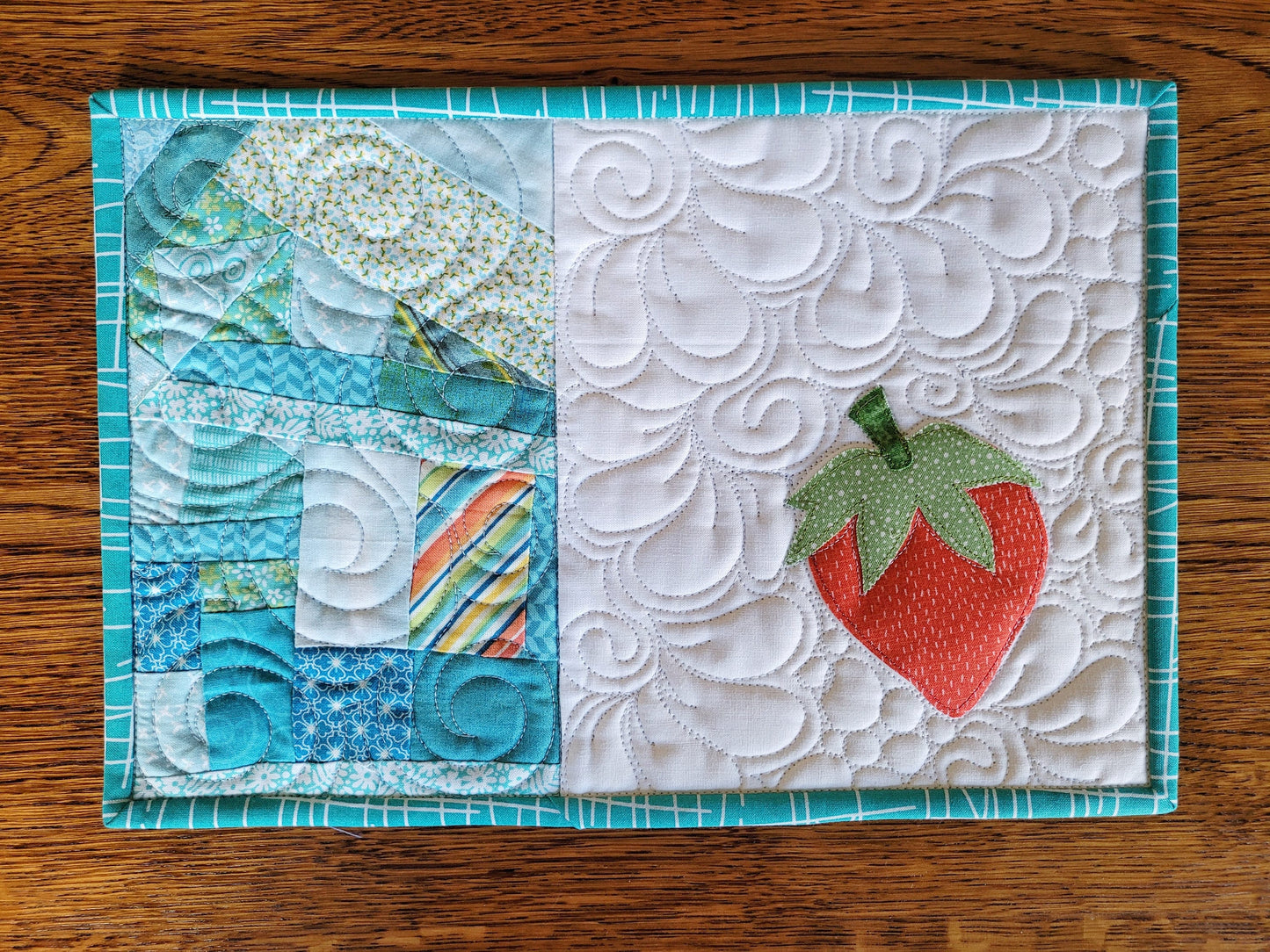 Strawberry Mini Quilt , Mug Rug & Desk Coaster