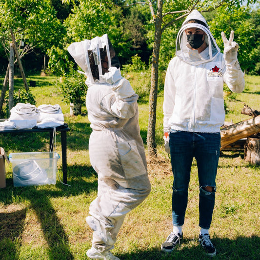 Buzz About Bees Tours - Morning Tour
